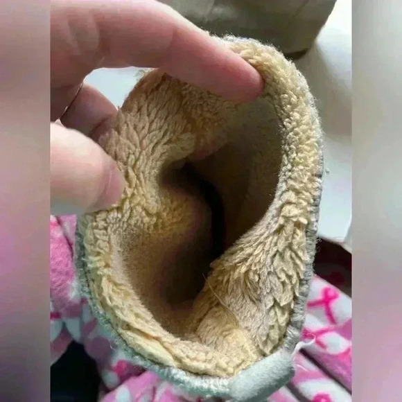 Toms Nepal Suede/Knit Upper Faux Fur Pull On Boots Size 7 - Picture 5 of 10